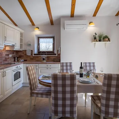 Blue Ivy Hébergement de vacances Dobrinj